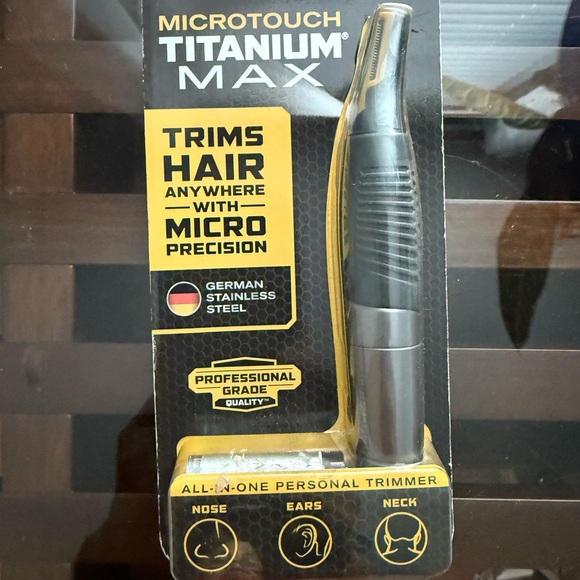 Titanium Max Precision Trimmer - Black and Silver - Picture 1 of 1